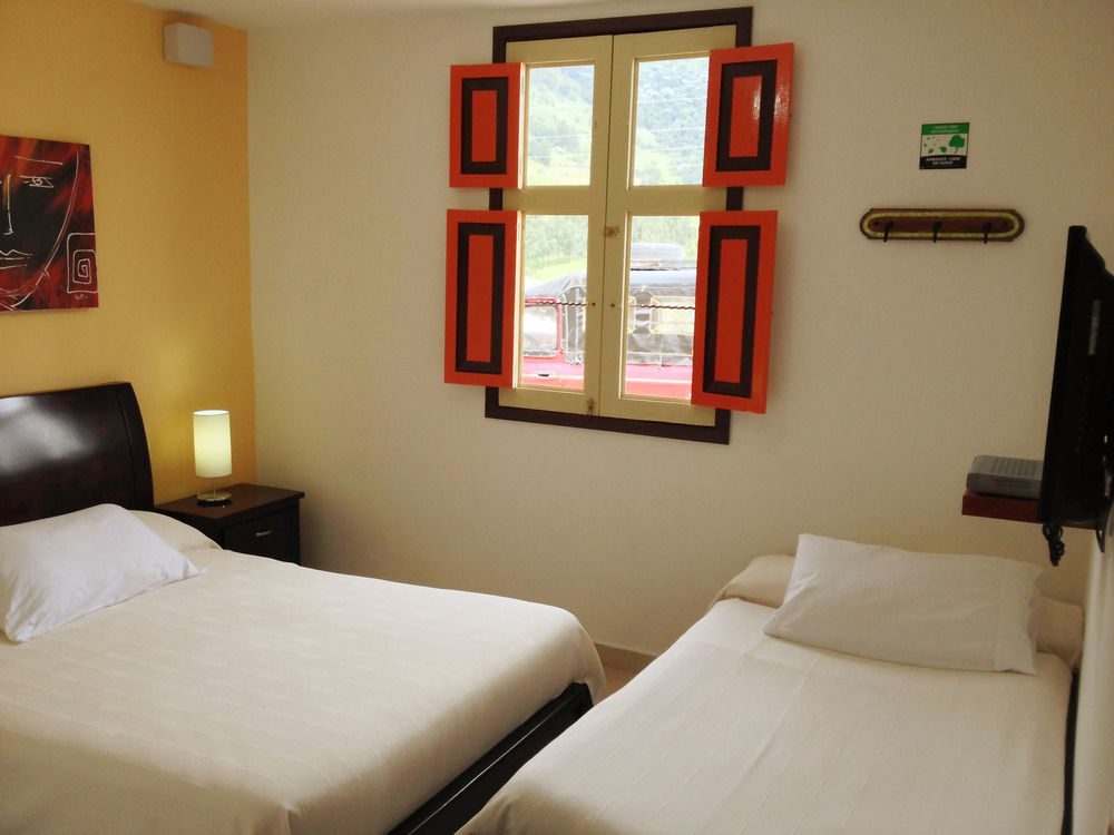 Casa Borbon Hotel Salento Ngoại thất bức ảnh